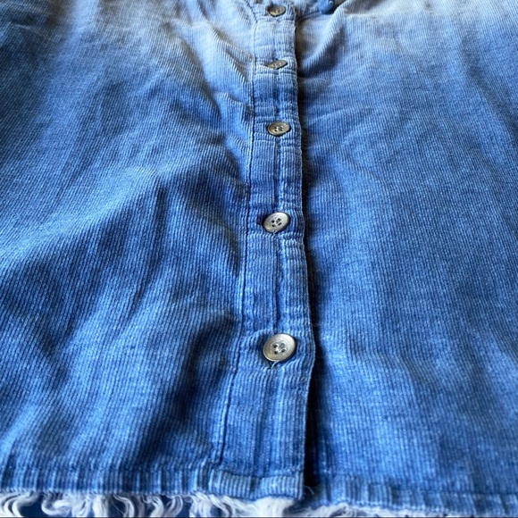 Cloth & Stone 🍁| Ombré Button Back Bell-sleeve Corduroy Blouse. - Picture 4 of 10